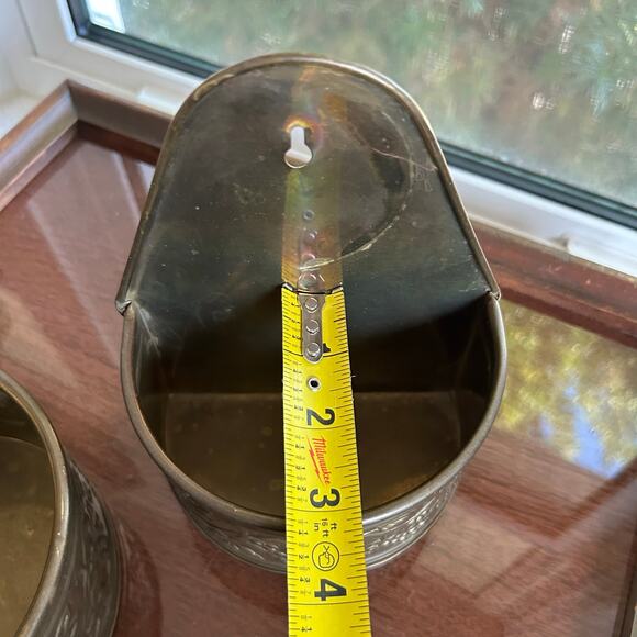 Pair of Vintage Hosley Brass Wall Planters – Embossed Grapevine Design - Picture 12 of 14